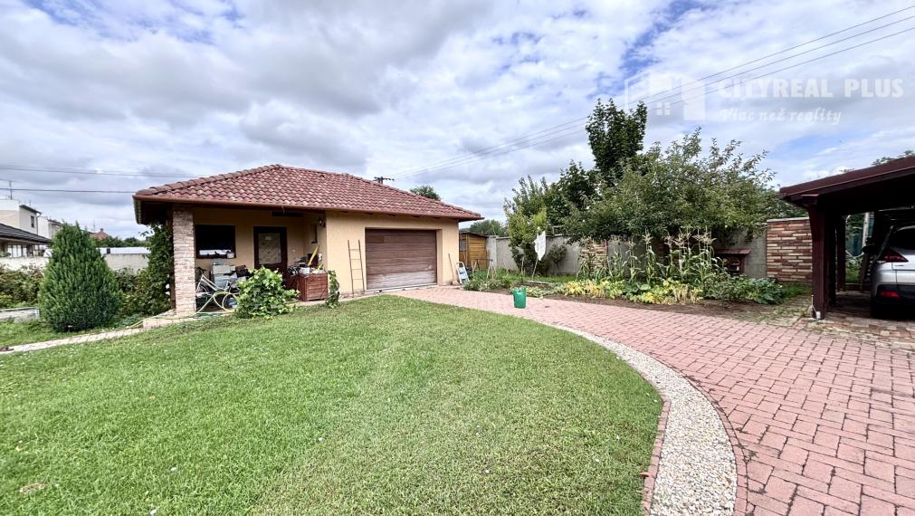 Ponúkame Vám na predaj 5 izbový rodinný dom v obci Bajč