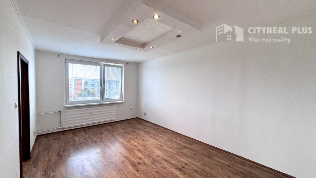 Ponúkame Vám na prenájom 3 izbový byt v Nových Zámkoch