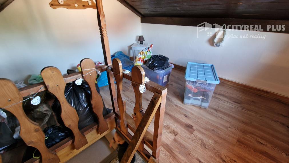 Ponúkam na predaj záhradnú chatu Nové Zámky