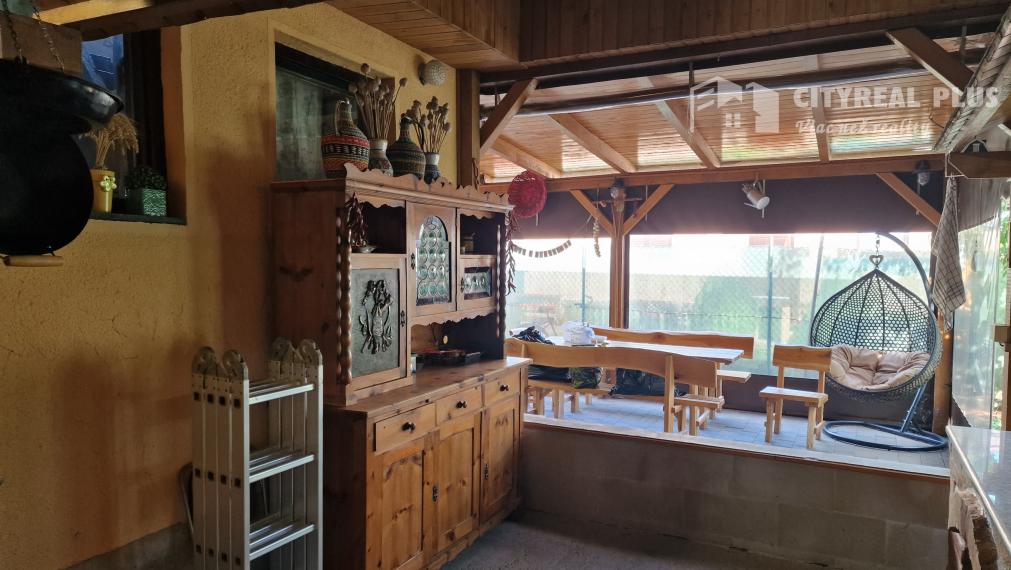 Ponúkam na predaj záhradnú chatu Nové Zámky