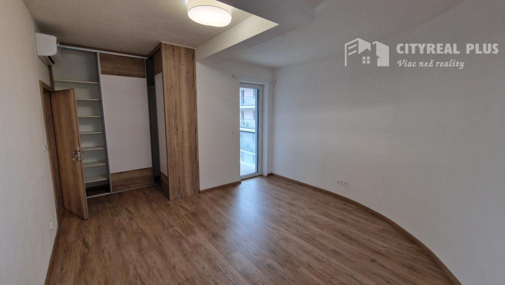 NA PRENÁJOM LUXUSNÝ 3 IZBOVÝ BYT SOHO NOVÉ ZÁMKY