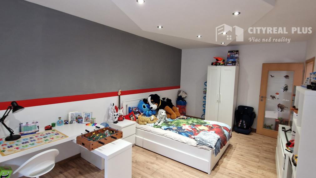 Ponúkam NA PREDAJ  3 izbový byt 82m2 Nové Zámky