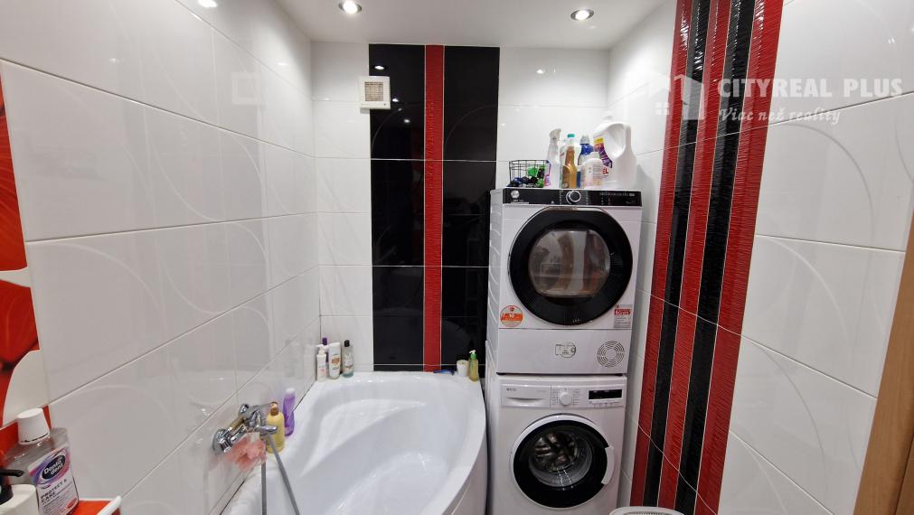 Ponúkam NA PREDAJ  3 izbový byt 82m2 Nové Zámky