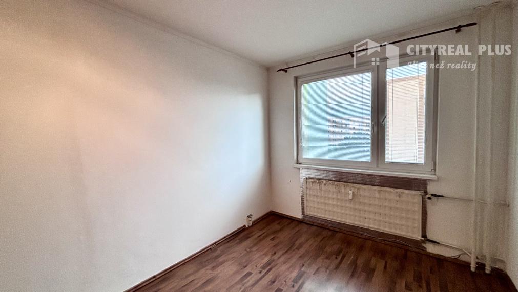 Ponúkame Vám na prenájom čiastočne zariadený, 2 izbový byt v Nových Zámkoch!