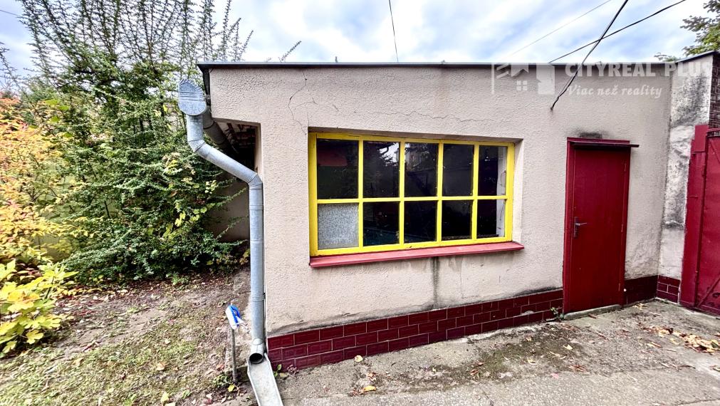 Ponúkame Vám na predaj 1 izbový dom v Nových Zámkoch