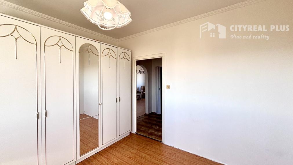 Ponúkame Vám na predaj 3,5 izbový byt v Nových Zámkoch