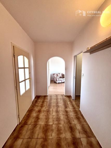 Ponúkame Vám na predaj 3,5 izbový byt v Nových Zámkoch