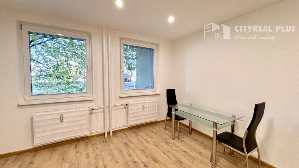 Ponúkame Vám na prenájom veľký 1 izbový byt v Nových Zámkoch