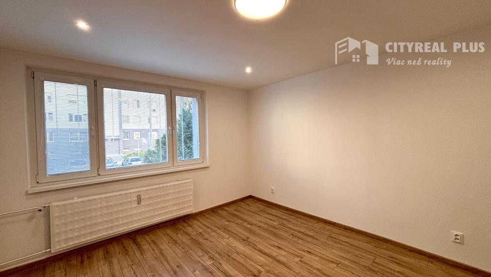 Ponúkame Vám na prenájom veľký 1 izbový byt v Nových Zámkoch