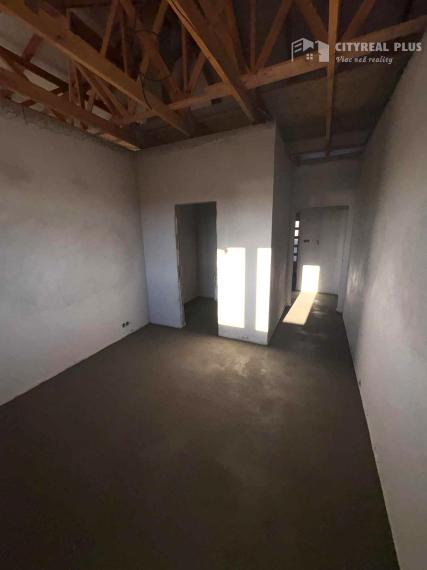 Na predaj 4-izbová novostavba  v obci Golianovo