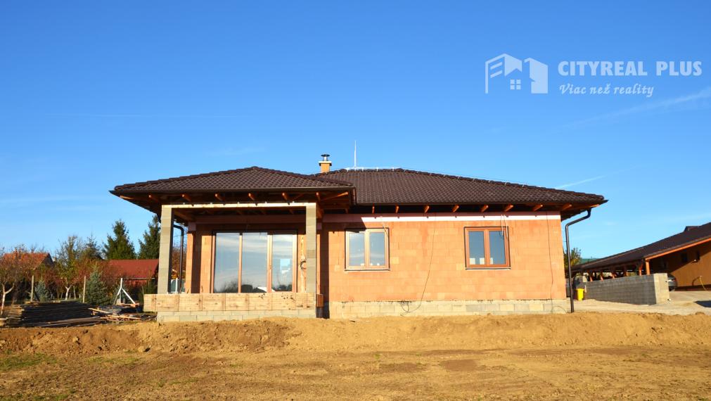 Na predaj 4-izbová novostavba  v obci Golianovo