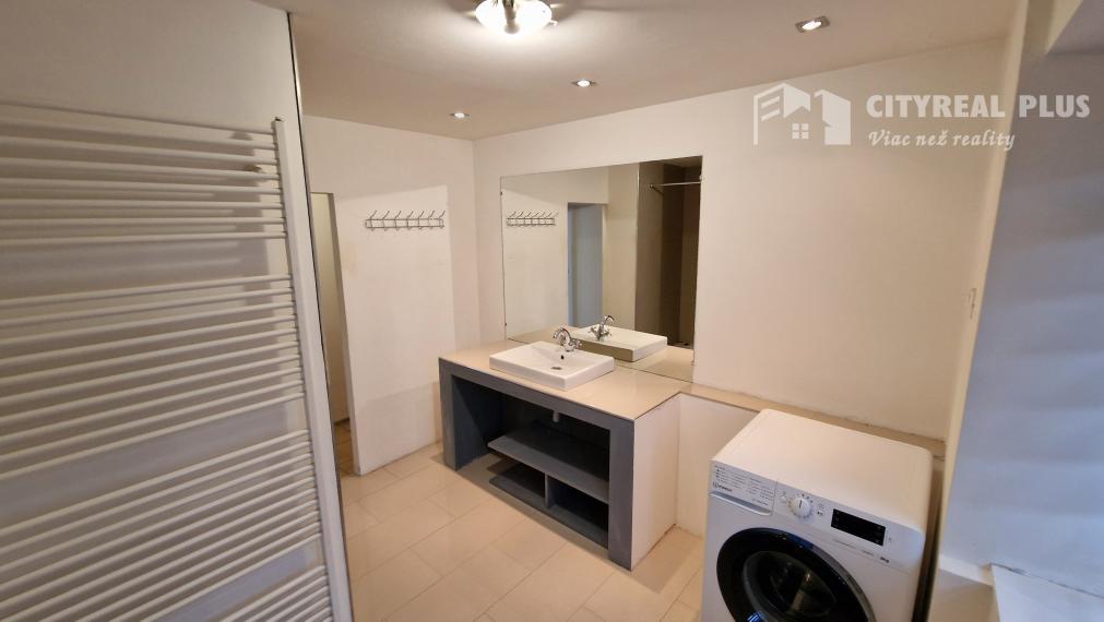 Tehlový 2 izbový byt na PREDAJ CENTRUM Nové Zámky