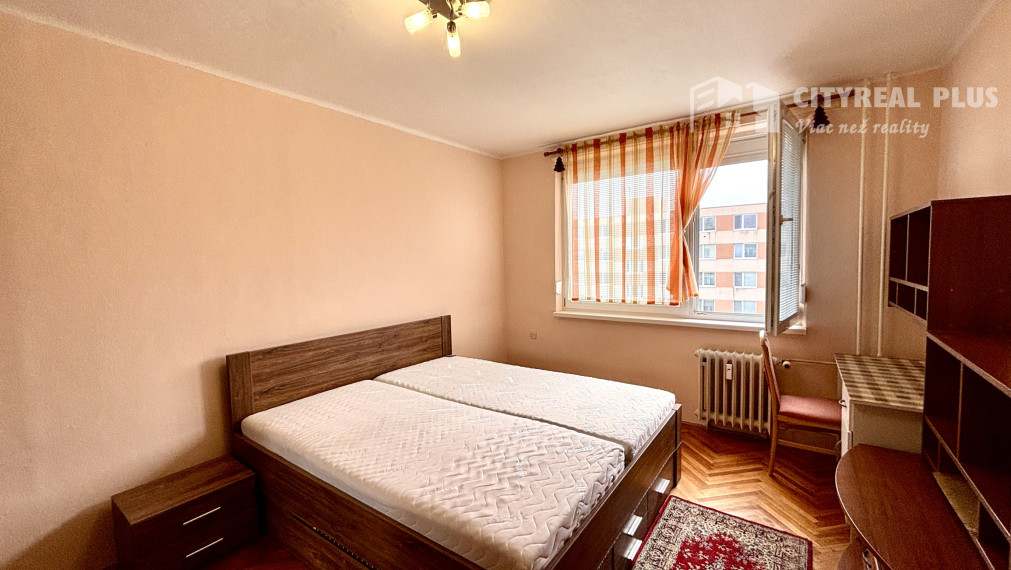 Ponúkame Vám na prenájom zariadený 1 izbový byt v meste Nové Zámky