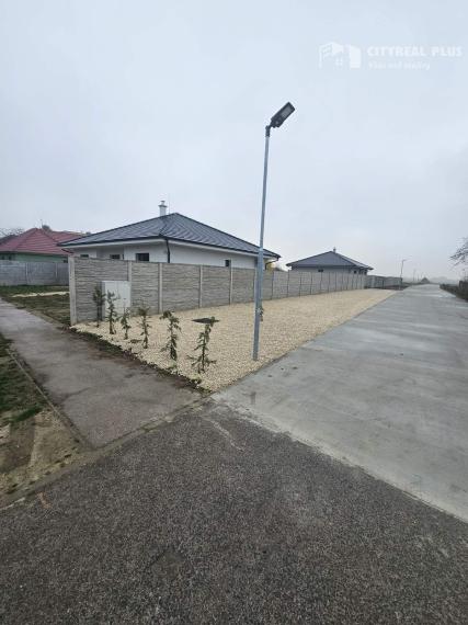 Na predaj 4 izbová moderná novostavba 15 km od Komárna obec VIRT