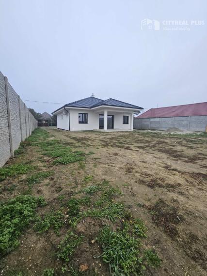 Na predaj 4 izbová moderná novostavba 15 km od Komárna obec VIRT