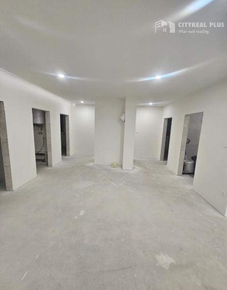 Na predaj 4 izbová moderná novostavba 15 km od Komárna obec VIRT