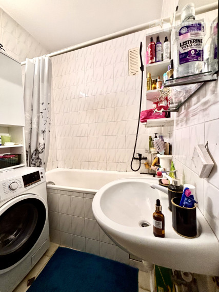 Ponúkame Vám na prenájom 3 izbový byt v meste Nové Zámky