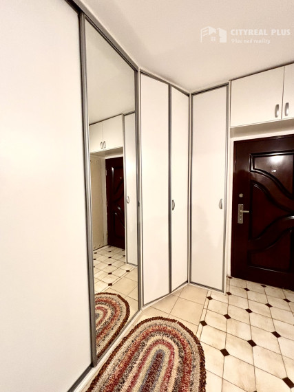 Ponúkame Vám na prenájom 3 izbový byt v meste Nové Zámky