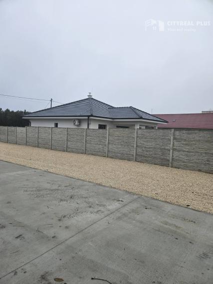 Na predaj 4 izbová moderná novostavba len 15 km od Komárna