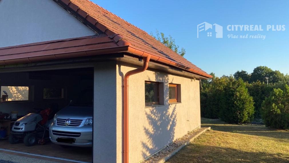 Na predaj stavebný pozemok v obci Radava