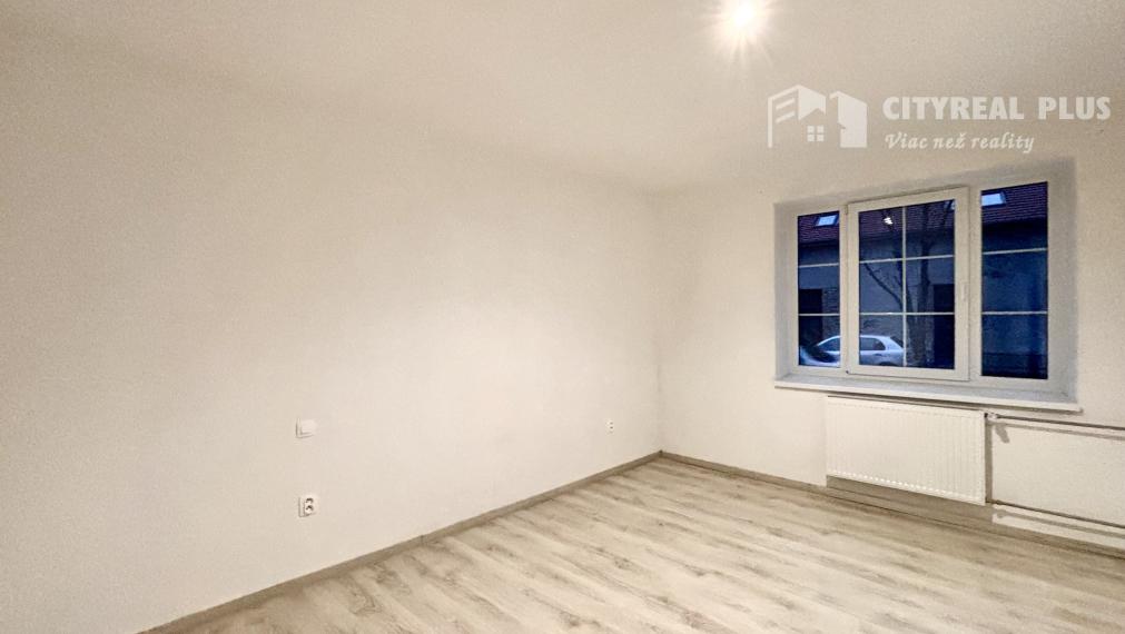 Ponúkame Vám na predaj v novostavbe veľký 3 izbový byt v meste Nové Zámky