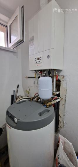 Predám prerobený Rodinný DOM na 20á pozemku obec SEMEROVO