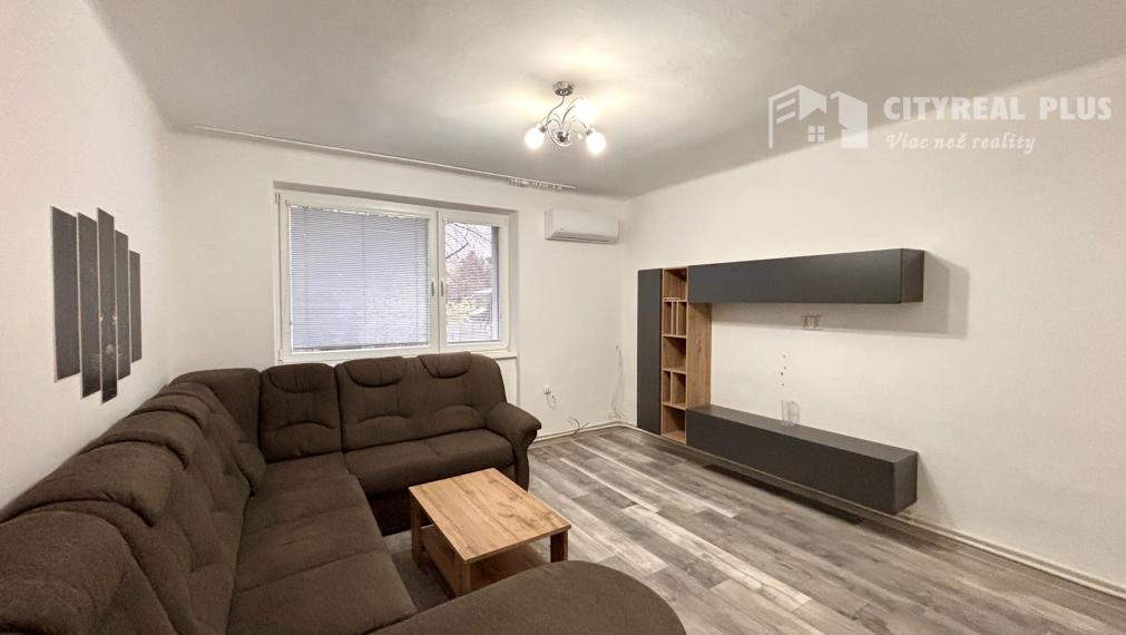 Ponúkame Vám na prenájom 3 izbový byt v Nových Zámkoch