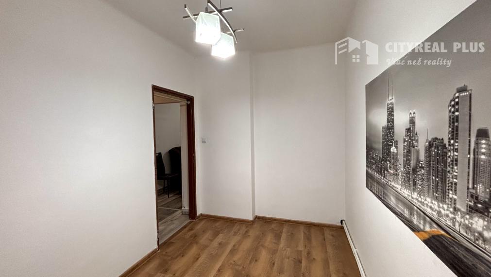 Ponúkame Vám na prenájom 3 izbový byt v Nových Zámkoch