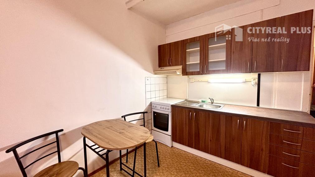 Ponúkame Vám na prenájom garsónku v meste Nové Zámky