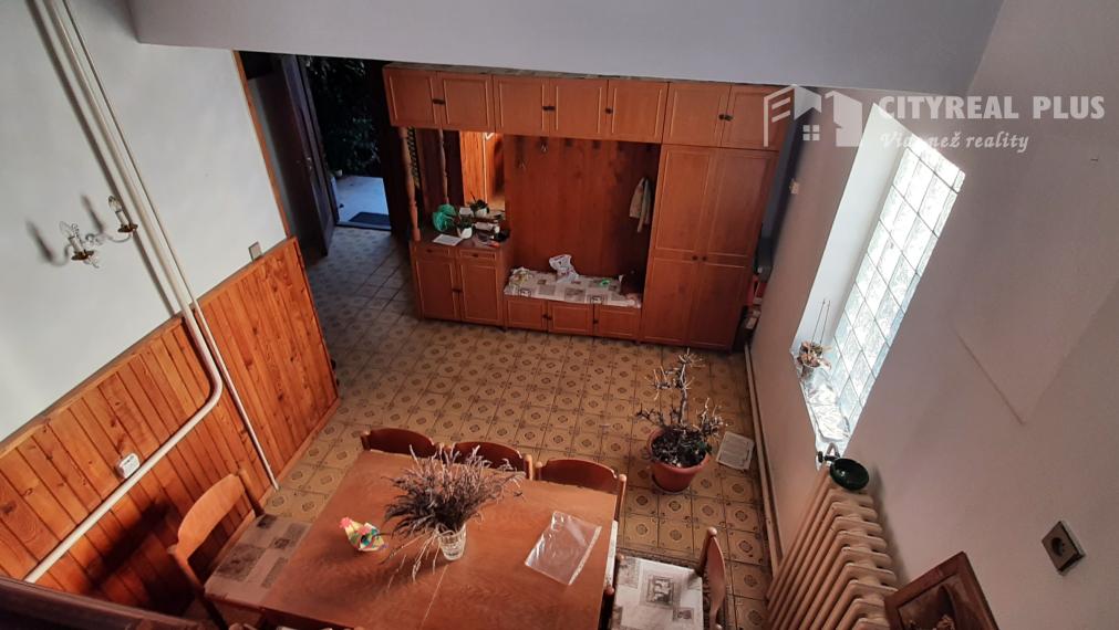 Na predaj 5 izbový rodinný dom v milionárskej štvrti Nové Zámky