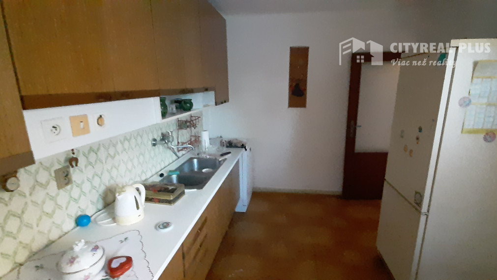 Na predaj 5 izbový rodinný dom v milionárskej štvrti Nové Zámky