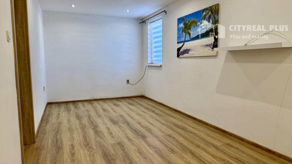 Ponúkame Vám na predaj rodinný dom v meste Kolárovo