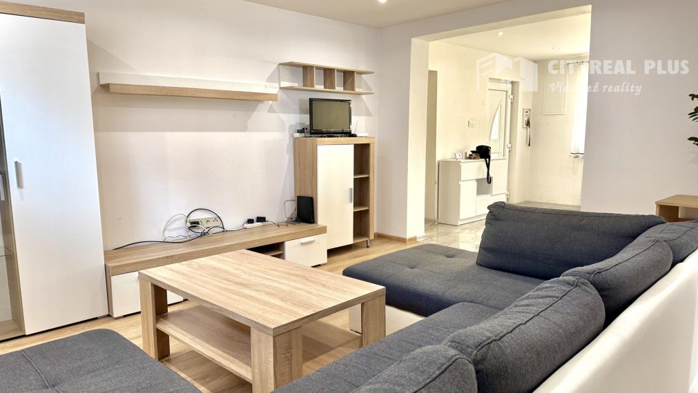 Ponúkame Vám na predaj rodinný dom v meste Kolárovo