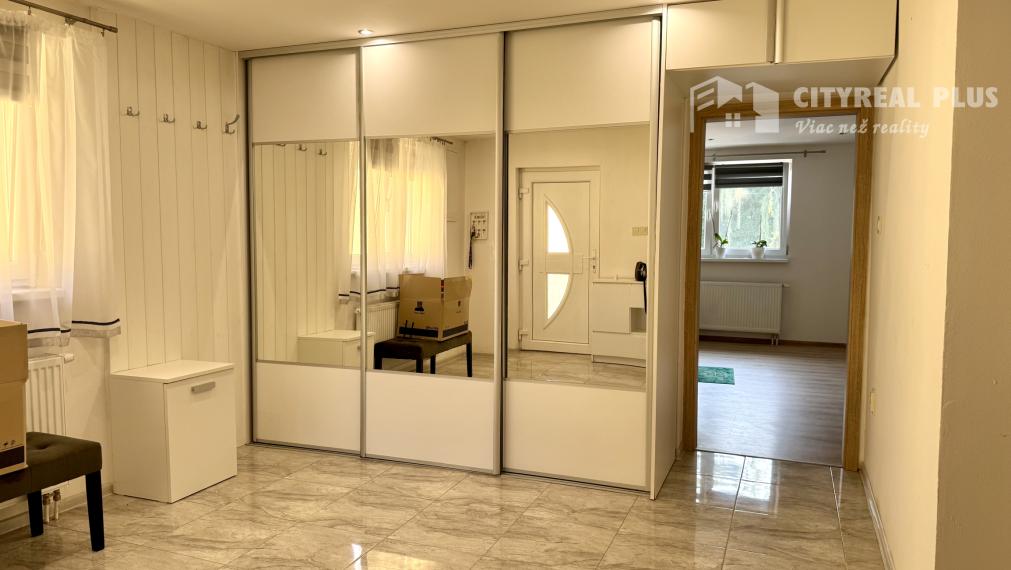 Ponúkame Vám na predaj rodinný dom v meste Kolárovo