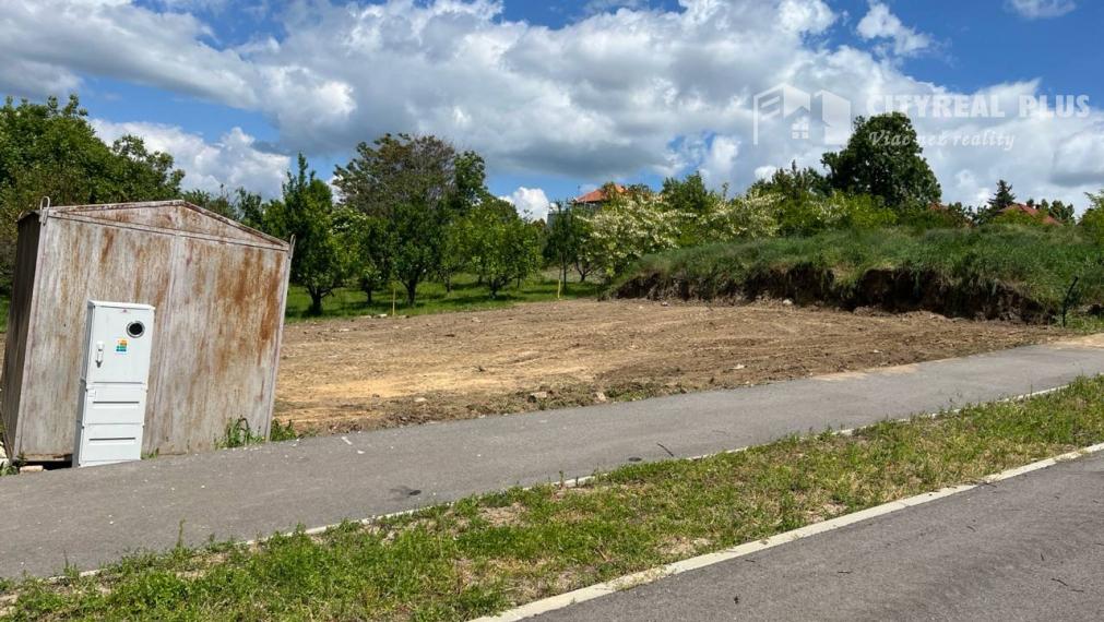 Na predaj stavebný pozemok v meste Nitra- Janíkovce