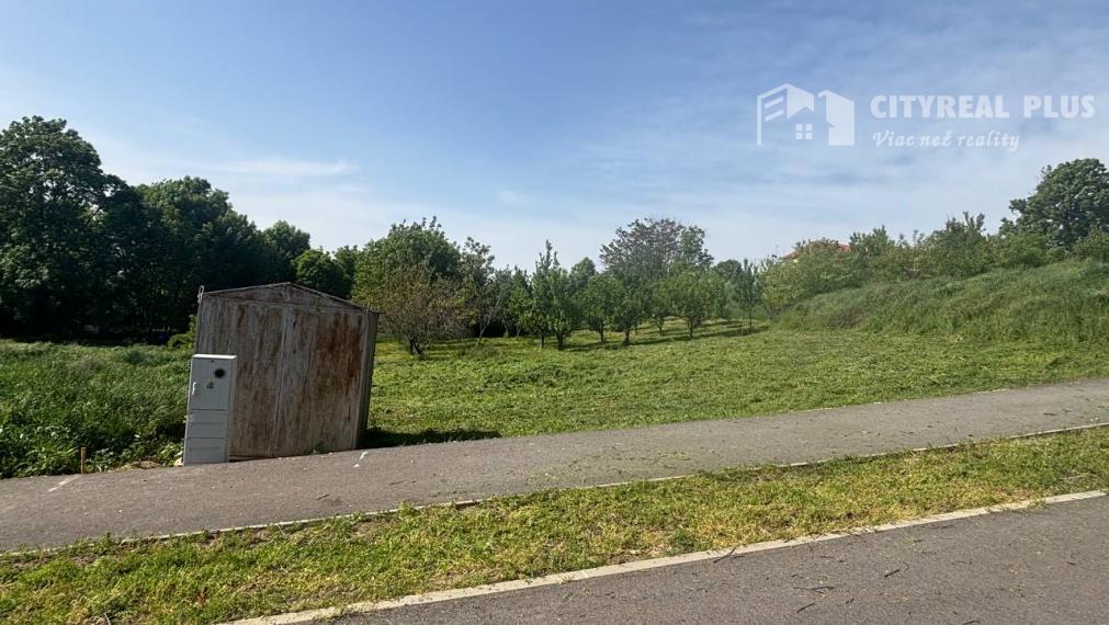 Na predaj stavebný pozemok v meste Nitra- Janíkovce