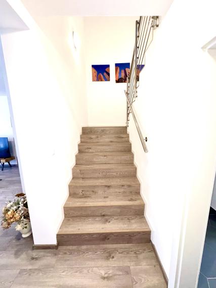 Na predaj 4-izbová novostavba s garážou Šurany