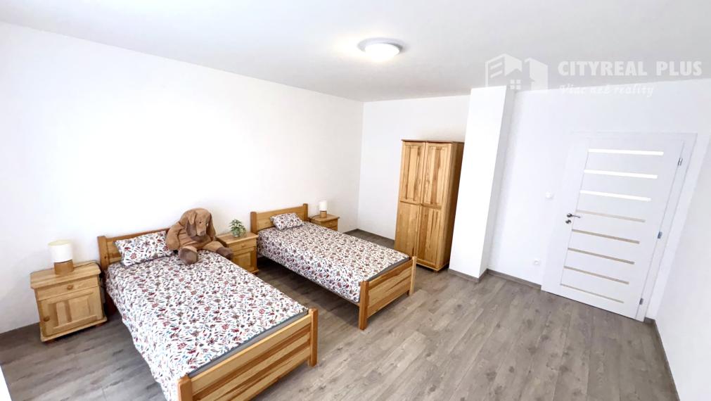 Na predaj 4-izbová novostavba s garážou Šurany