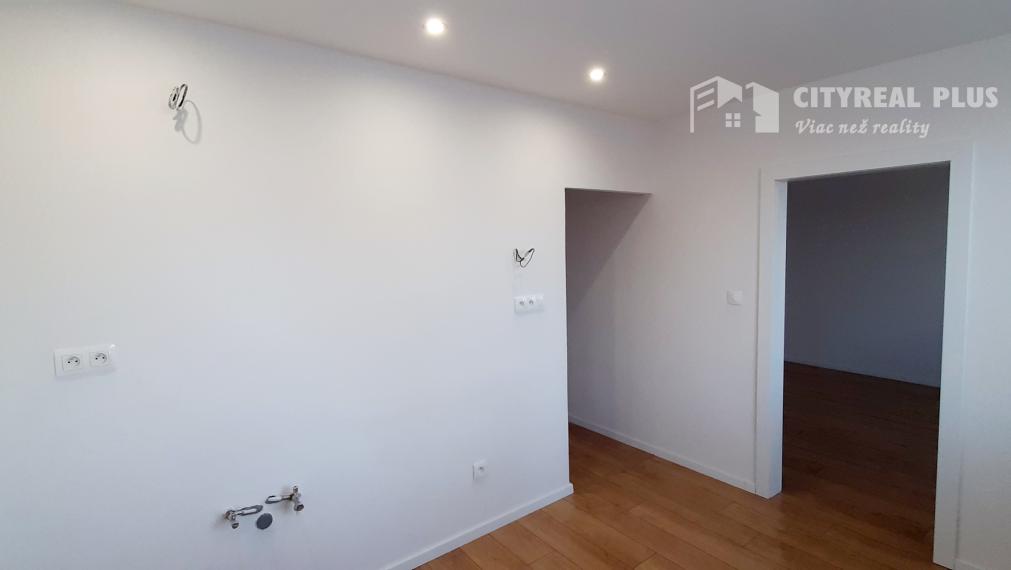 Predám čerstvo prerobený 2 izbový byt Letomostie Nové Zámky