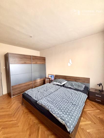 Ponúkame Vám na prenájom zariadený, veľký 3 izbový byt v meste Nové Zámky