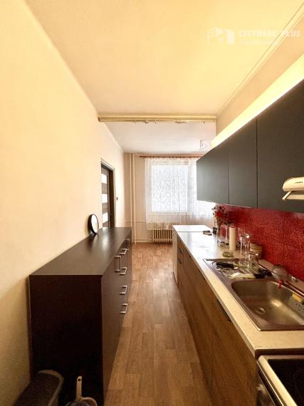 Ponúkame Vám na prenájom zariadený, veľký 3 izbový byt v meste Nové Zámky