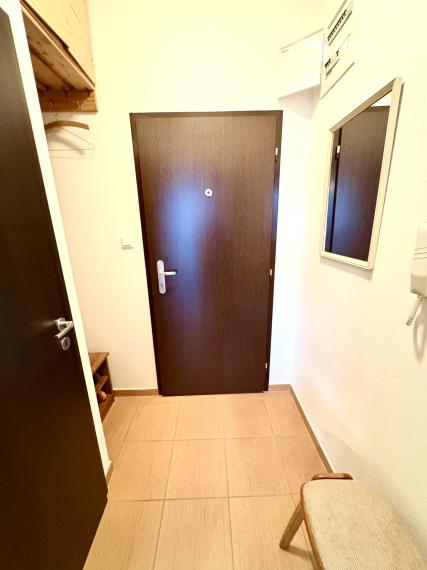 PREDÁM APARTMÁN S BALKÓNOM PODHÁJSKA