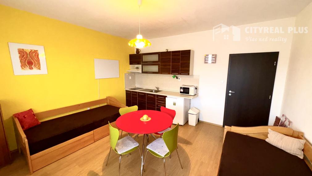 PREDÁM APARTMÁN S BALKÓNOM PODHÁJSKA