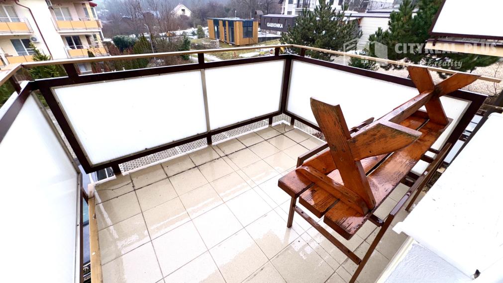 PREDÁM APARTMÁN S BALKÓNOM PODHÁJSKA