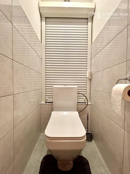 Ponúkame Vám na prenájom zariadený 3 izbový byt s loggiou v meste Nové Zámky