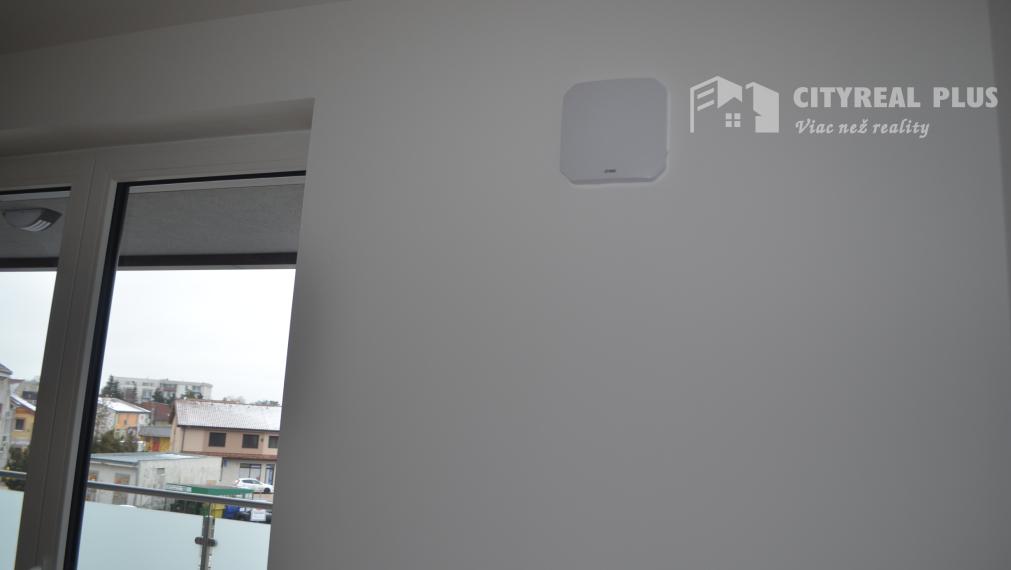 POSLEDNÝ 3 IZBOVÝ BYT NA PREDAJ!! Moderné bývanie v srdci Šurian . Komfort, štýl a jedinečná lokalita na dosah.