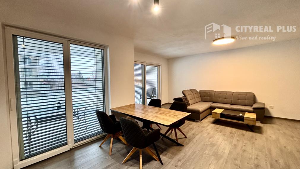 Ponúkame Vám na prenájom luxusný, kompletne zariadený, veľký 3 izbový byt v novostavbe v meste Nové Zámky