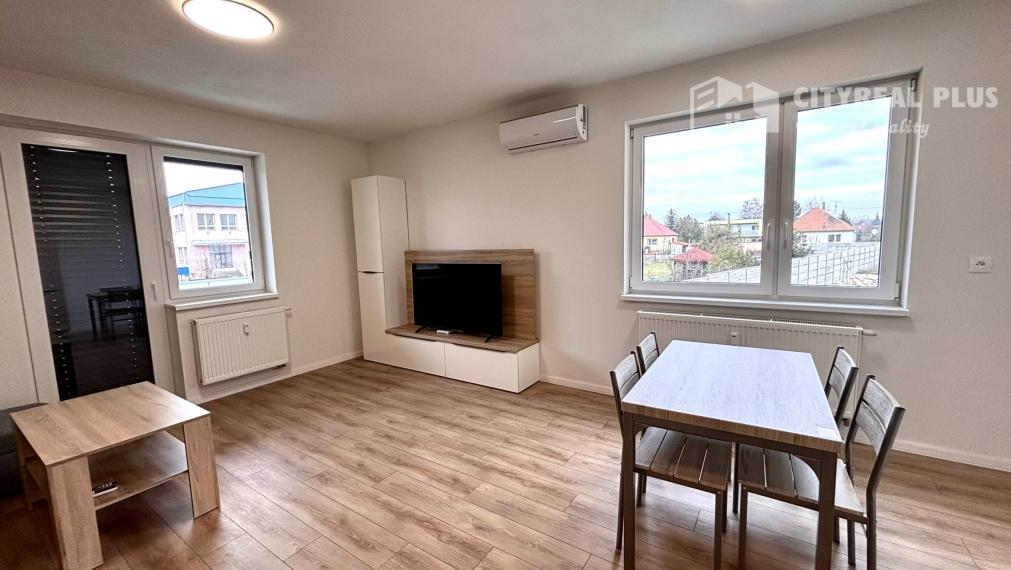 Ponúkame Vám na prenájom luxusný, kompletne zariadený, veľký 2 izbový byt v novostavbe v Šuranoch