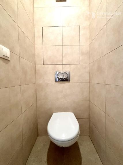 Ponúkame Vám na prenájom luxusný, kompletne zariadený, veľký 2 izbový byt v novostavbe v Šuranoch