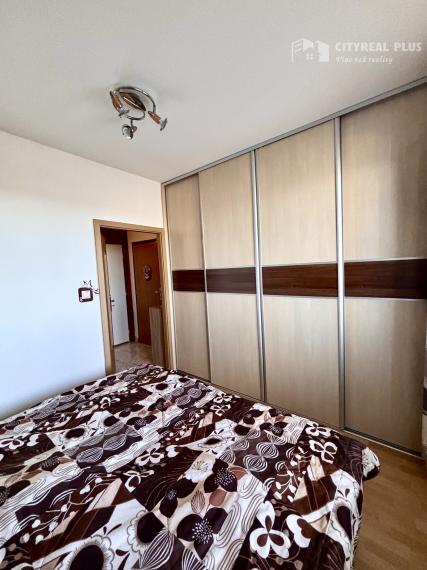 Ponúkame Vám na predaj 3 izbový byt vo vyhľadávanej lokalite v meste Nové Zámky